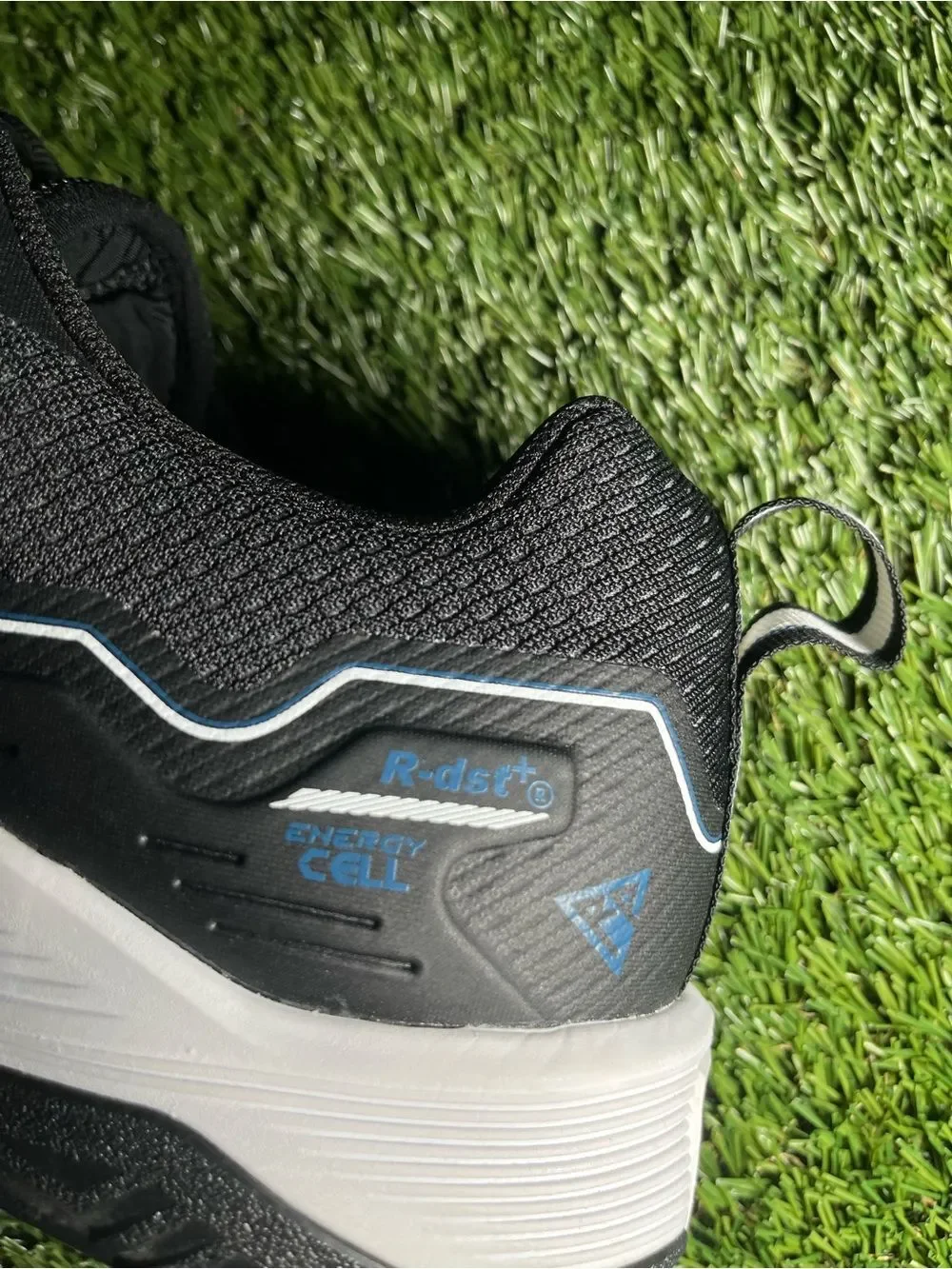 Men’s 12 Wilson Pro Rush 4.5 Black Tennis Shoes with Blue & White Accents